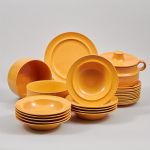 1019 3071 DINNERWARE